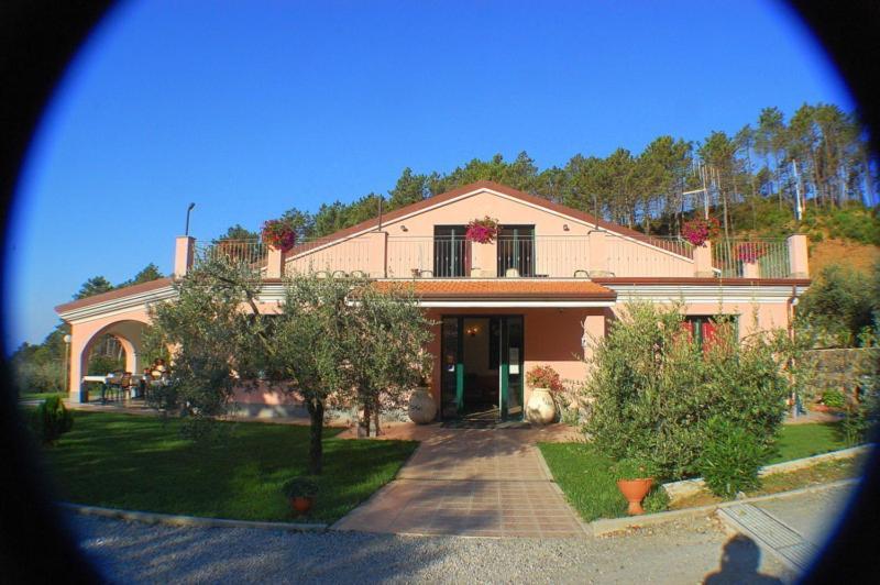 Hotel La Rossola Resort & Natura Бонассола Экстерьер фото