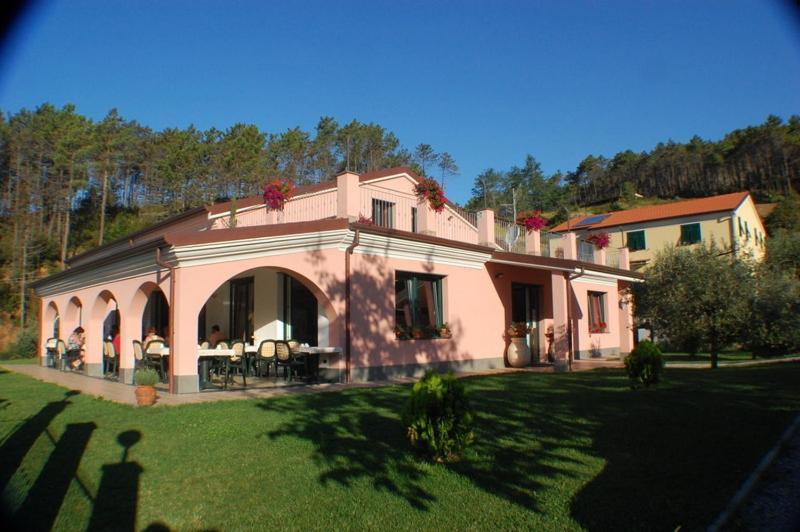 Hotel La Rossola Resort & Natura Бонассола Экстерьер фото