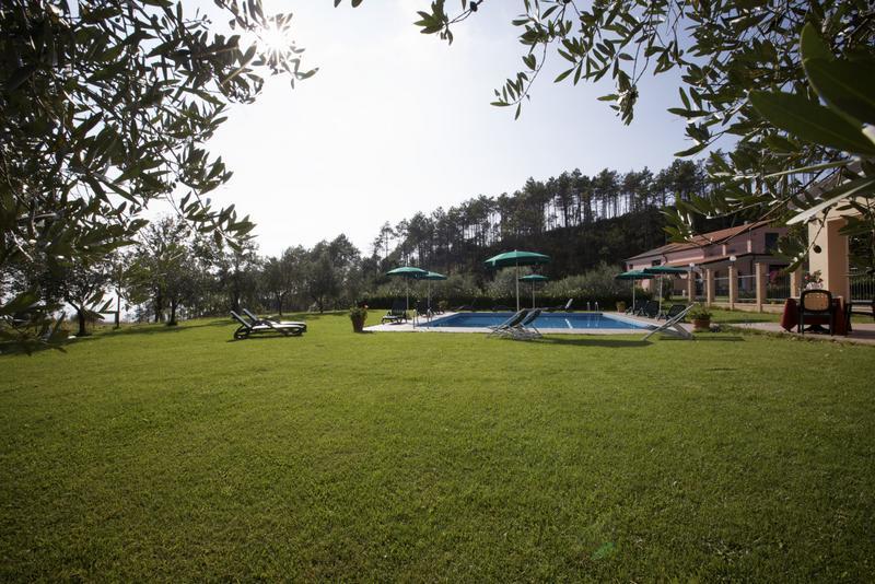 Hotel La Rossola Resort & Natura Бонассола Экстерьер фото