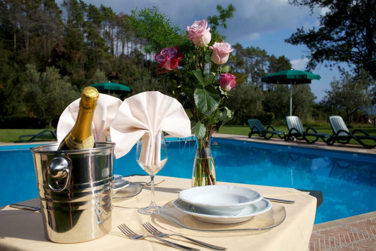 Hotel La Rossola Resort & Natura Бонассола Экстерьер фото